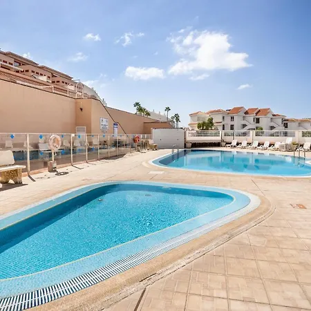アパート Best Panoramatic View Ii In Los Cristianos *